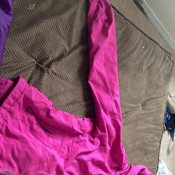 Pink and purple North face coat two pieces zip up with zipper pockets - Picture 7 of 16